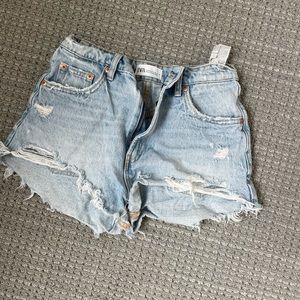 Zara women’s shorts